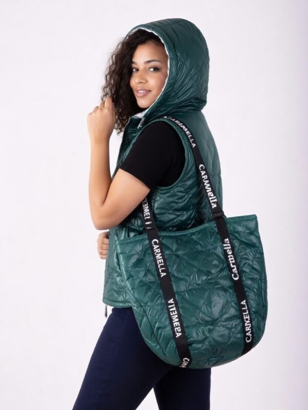 zielona krótka kamizelka