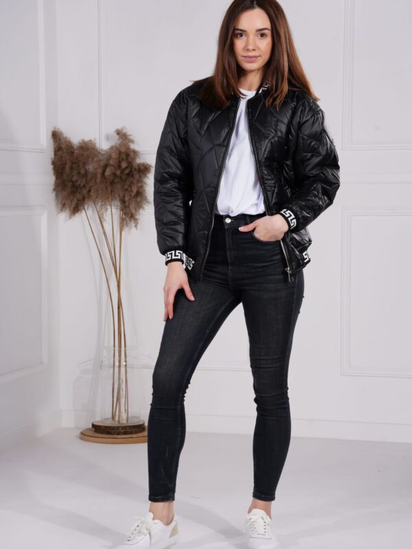 Bomberka czarna, pikowana, ocieplana - matowa