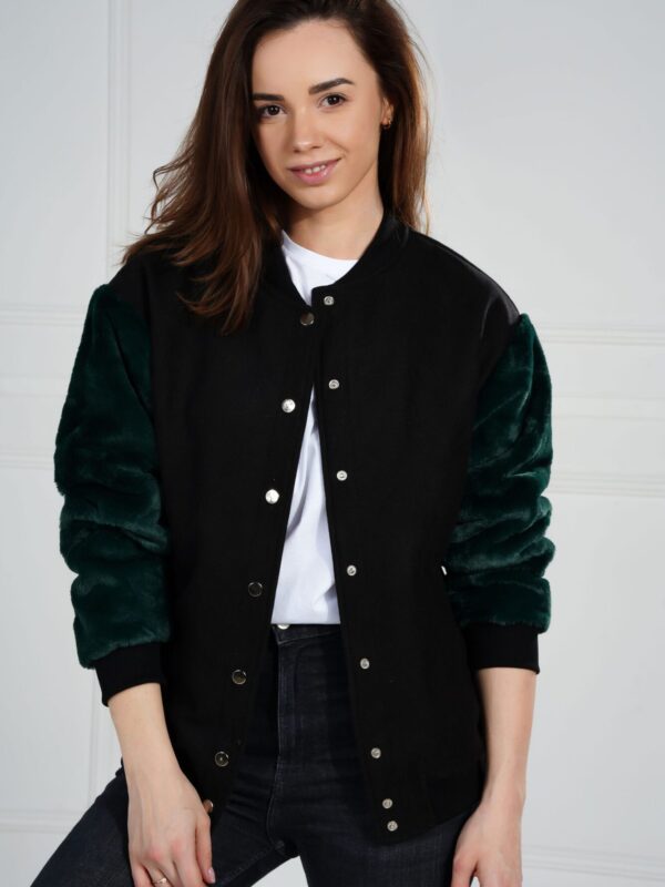 Bomberka -czarny flausz z rękawami z zielonej alpaki